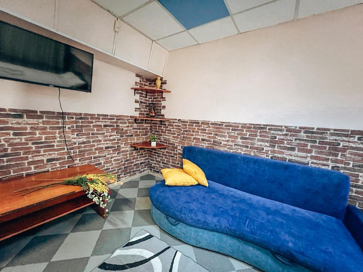 Guest House On Saksahanskoho Street Kiev Dış mekan fotoğraf